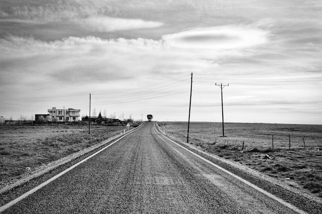 Photo empty road against sky