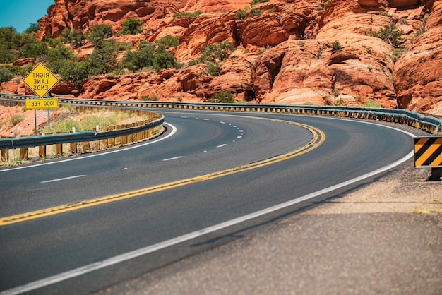 Photo empty scenic highway in arizona usa asphalt texture way background