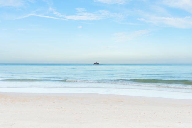 Empty sea horizon and beach