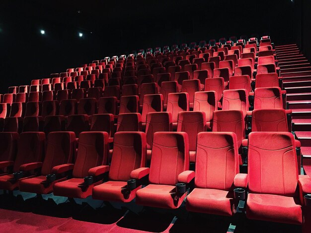 Photo empty seats arranged at theater