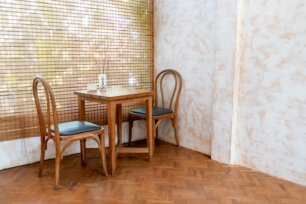 empty table and chair in coffee shop and cafe restaurant