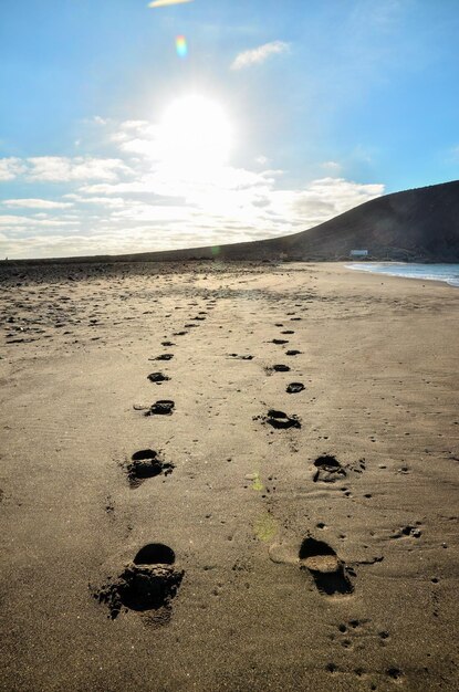 Photo empty tropical beach in the canary islands