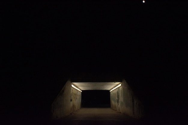 写真 夜 ⁇ 街の空のトンネル ⁇