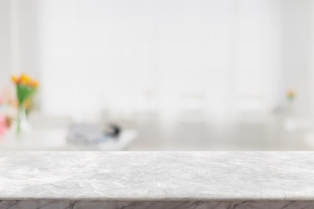 Photo empty white marble stone table top and blur glass window interior restaurant banner mock up abstract background can used for display or montage your products