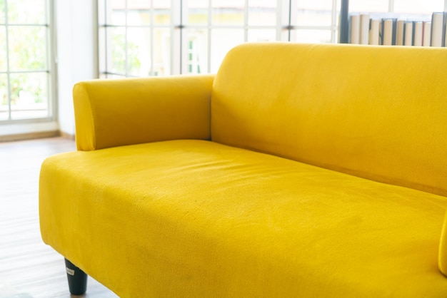 Photo empty yellow fabric sofa decoration in a room