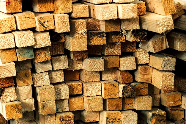 Концы деревянных брусков Строительные материалы Фон