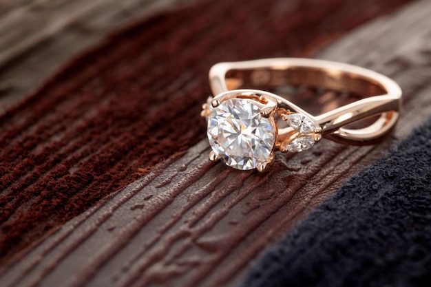 Engagement Gold Ring With Luxury Diamond