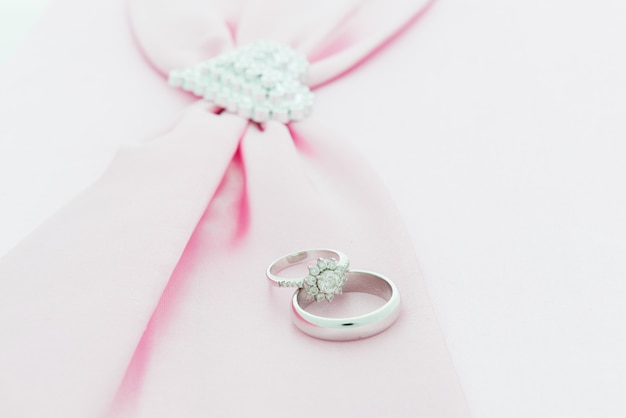 Engagement ring , Pink ribbon and dimon Heart