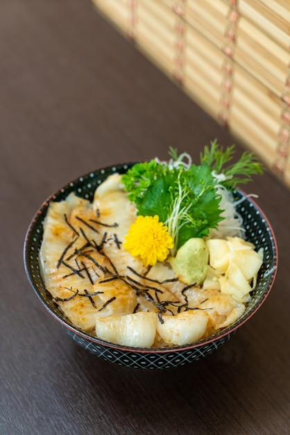 engawa on topped rice bowl (donburi)