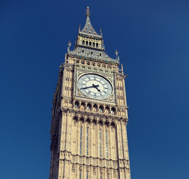 Engeland, Londen - Big Ben, de grote klokkentoren van de Houses of Parliament in Londen en zijn bell