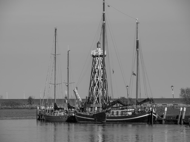 Enkhuizen in de Nederlanden