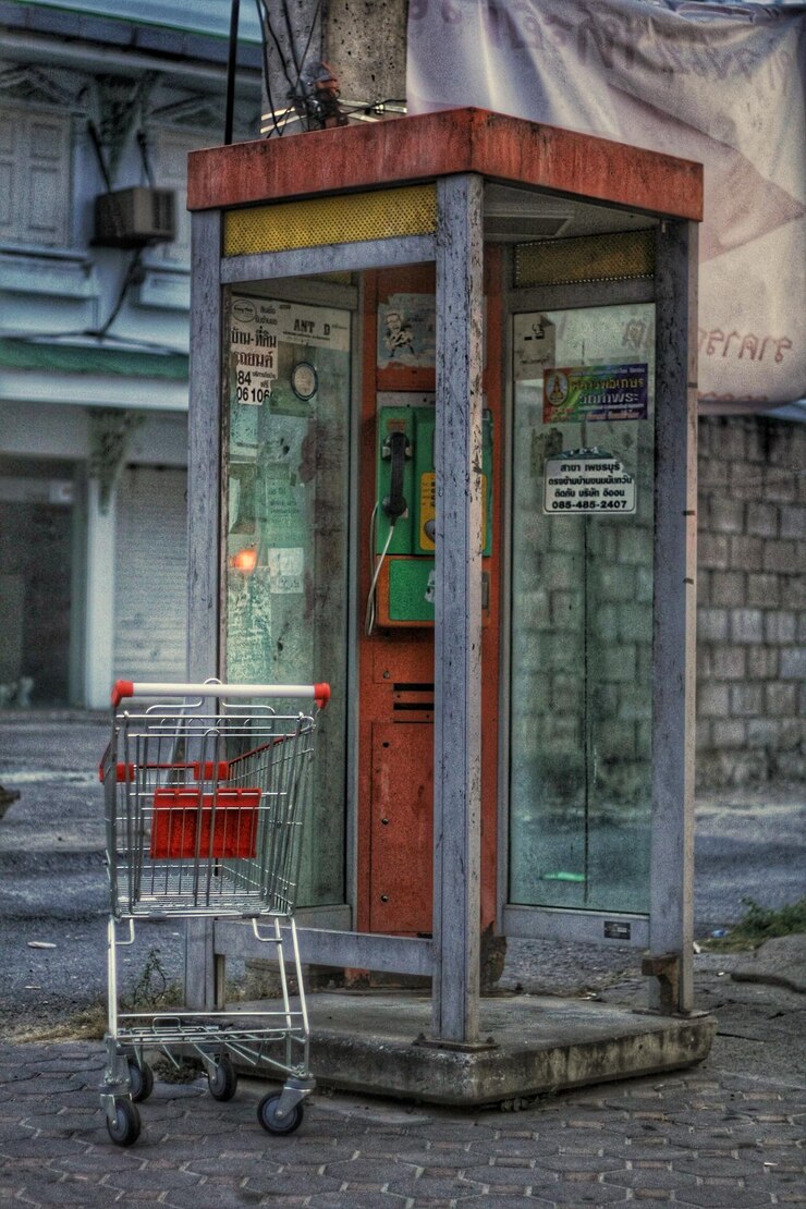 Photo entrance of abandoned building
