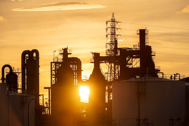 Foto inquinamento ambientale ed esterno dell'industria