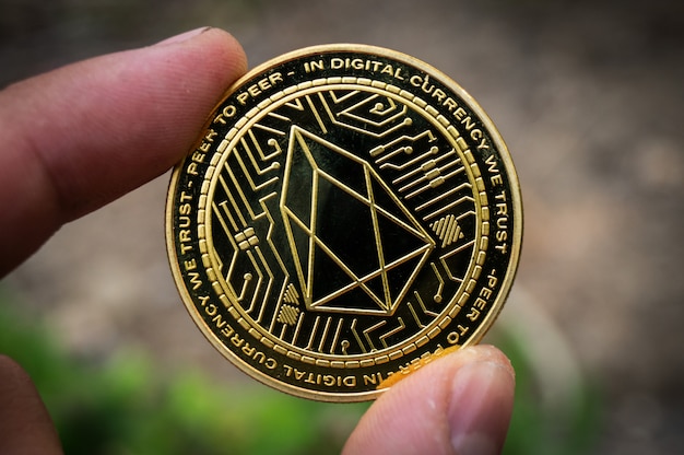 Eosio EOSは、交換およびウェブ市場の最新の方法です