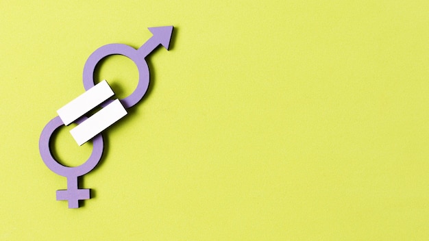 男性と女性の性別記号間の平等コピースペース