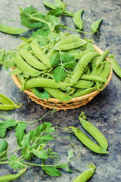 Erwten groen. selectieve aandacht. eten en drinken.