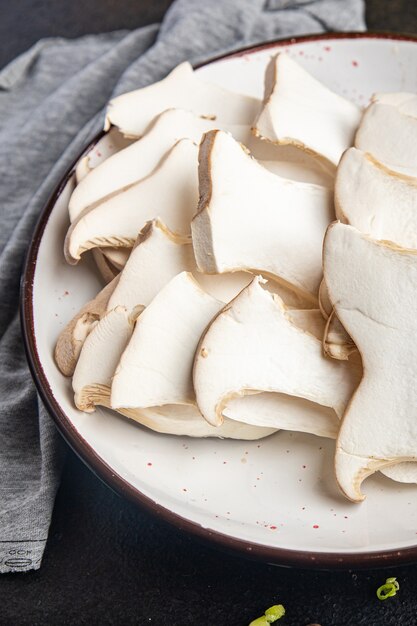 Eryngii slice Oyster mushroom King mushrooms Eringi fresh meal snack on the table copy space food