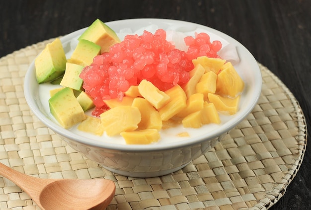 Es Campur or Es Oyen is Mix Fruit with Shaved Ice