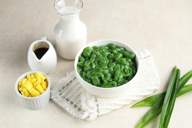 Es cendol nangka of jackfruits is een traditioneel ijsdessert in Indonesië