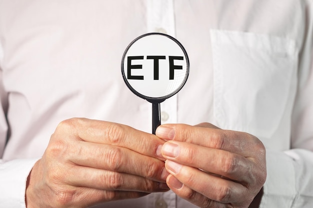 Foto etf-analyse aandelenbeleggingsconcept