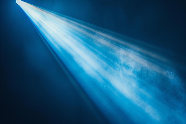 Photo ethereal blue and white light rays on black background