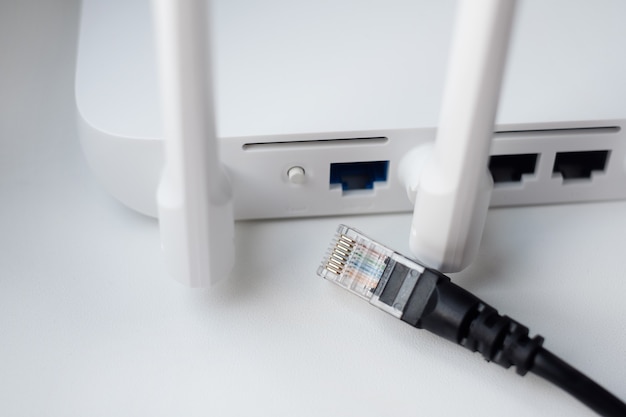 Ethernet-kabel en poorten in de router