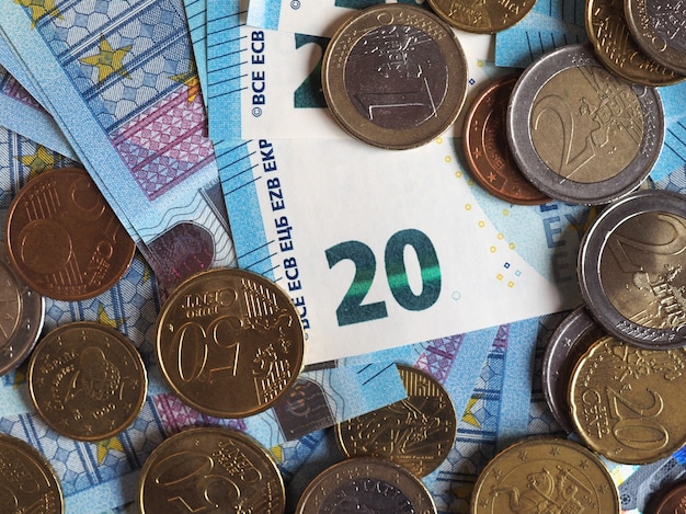 유로 지폐와 동전, 유럽 연합