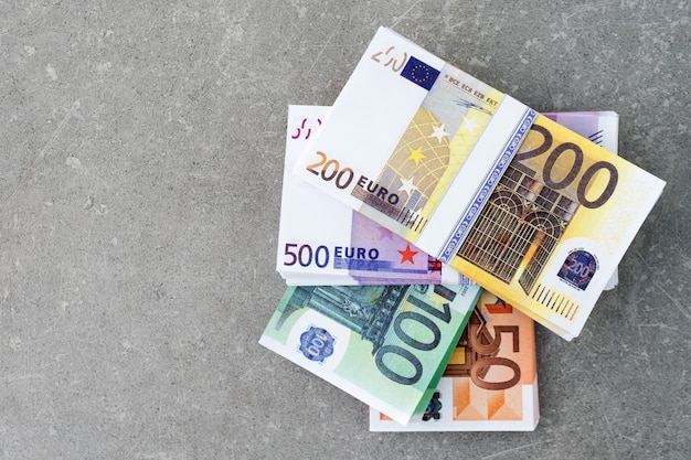 Euro valuta geld. contant geld, euro rekeningen.