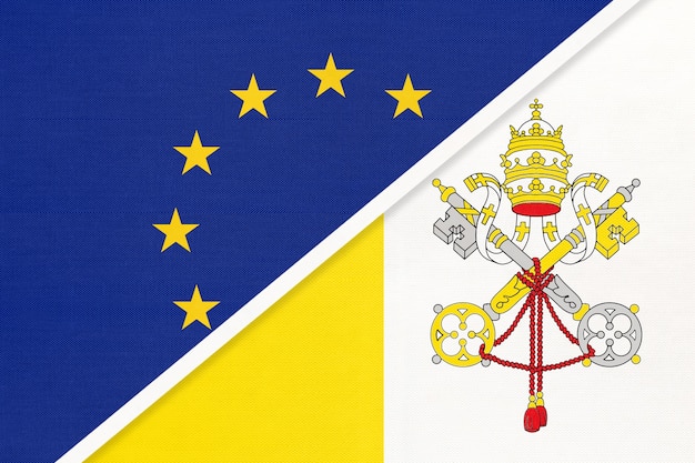 Europese Unie of EU versus Vaticaanstad nationale vlag van textiel.