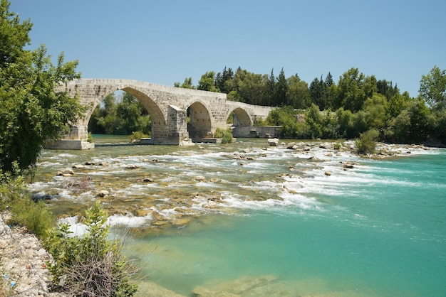 Eurymedon Aspendos-brug in Antalya Turkiye