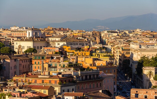 Foto panoramica serale di roma, italia