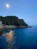 Photo evening summer sea coast mediterranean see cote dazur provence monaco view