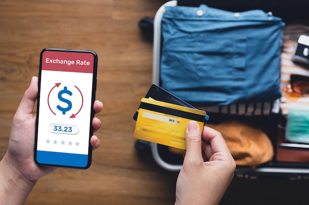 taveler,tourist.connectivity 및 은행 개념에 신용 카드 사용 시 환율