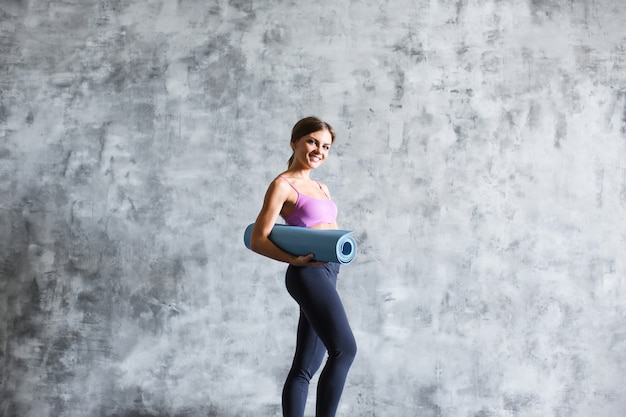 Exercise fitness smiling woman ready for workout