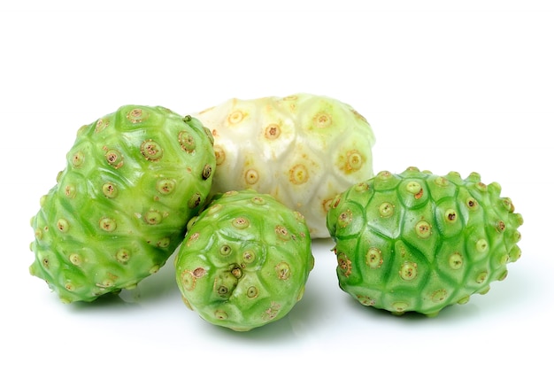 Frutta esotica - noni su bianco