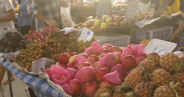 Exotisch fruit met prijzenmarkt