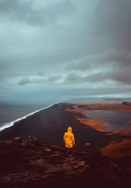 Explorer on the icelandic tour, traveling across iceland discovering natural destinations