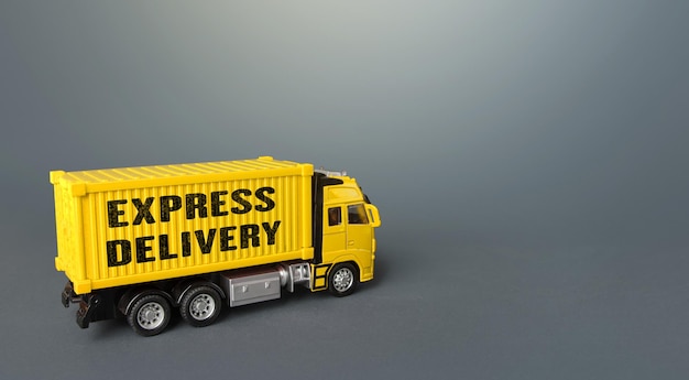 Expresbezorging gele vrachtwagen Transportservice infrastructuur Logistiek Transportbedrijf Spoedbezorging verzending Distributie van bestellingen en goederen aan consumenten in korte tijd