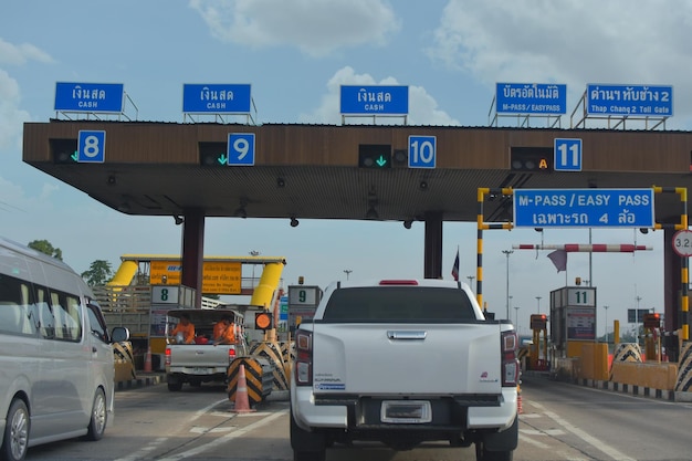 Expressway is een snelweg die snelheid detecteert en fotografische tolgelden int 3 juli 2023 Bangkok Thailand