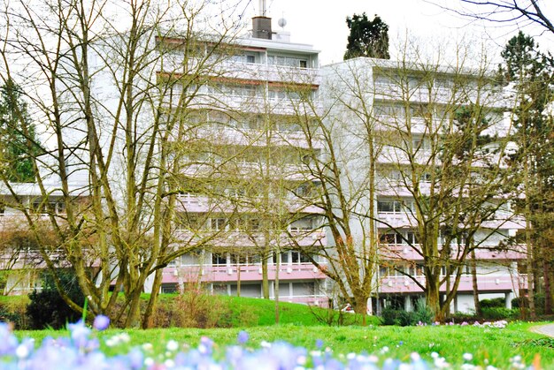 Foto esterno dell'edificio contro il cielo