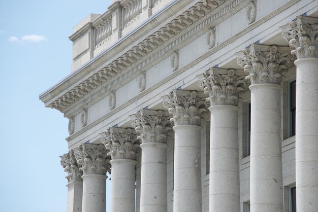 Foto esterno di un edificio storico contro il cielo