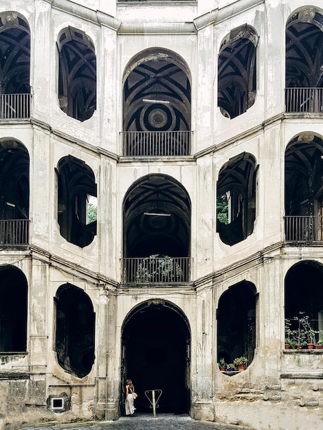 歴史的な建物の外観