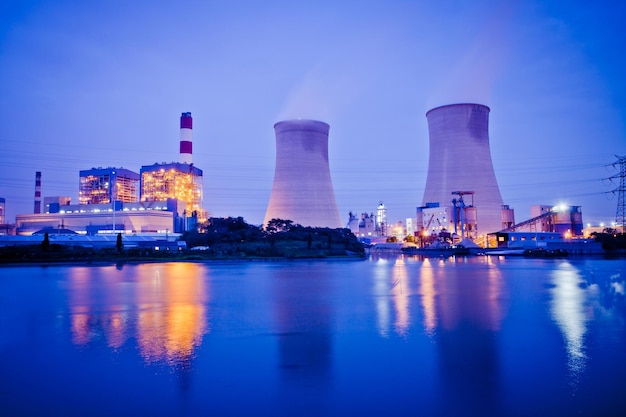 The exterior of the thermal power plant in the evening