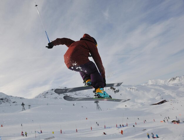 Photo extreme freestyle ski jump