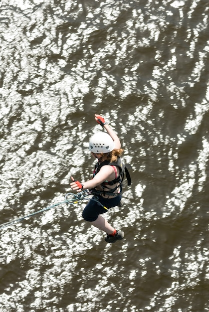 Extreme ropejumping