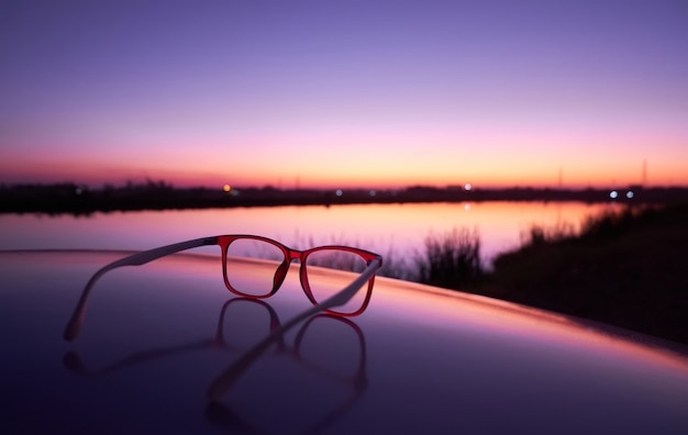 Eyeglasses and vivid scene