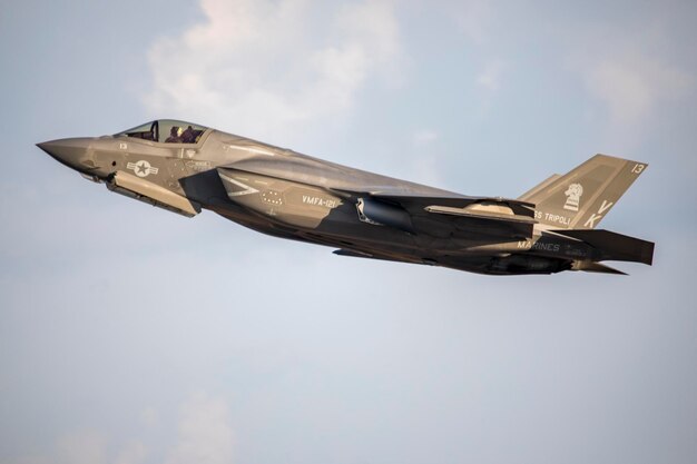 f-35b lightning ii