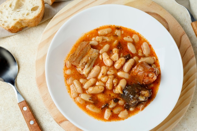 Fabada Asturiana, 콩 요리.