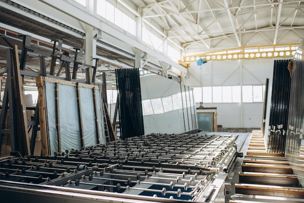 Fabriek voor de productie van aluminium en pvc ramen en deuren details industriële apparatuur achtergrond: