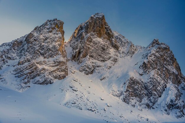 Photo face nord de laiguillette du lauzet hautes alpes france